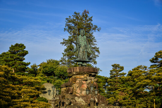 Lush greenery in the famous Kenrokuen Garden in Kanazawa, Japan