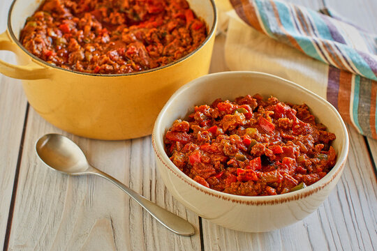 smoky bacon chili made with ground beef and chopped tomato