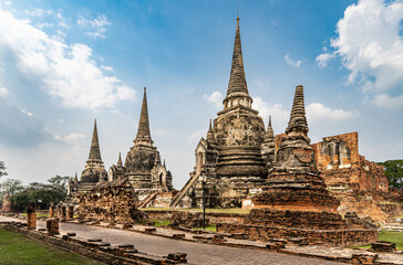 Fototapeta premium The Three Chedis at Wat Phra Si Sanphet (Holy Temple) - the most sacred temple in the former Royal Palace in the ancient capital of Ayutthaya, Thailand, 18th century.