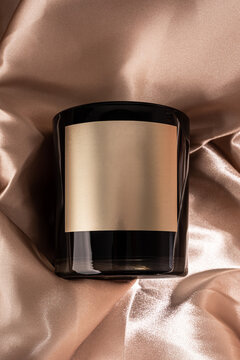 Black and gold candle