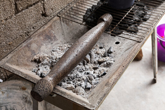 Traditional cooking with ashes and stones