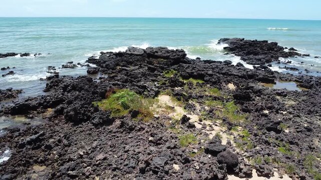 praia morna e tropical 