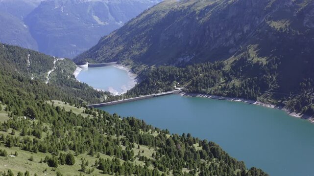 Barrage de montagne