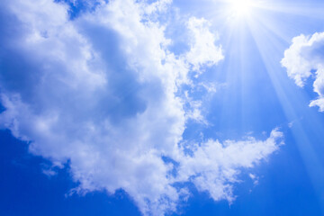 青空に太陽