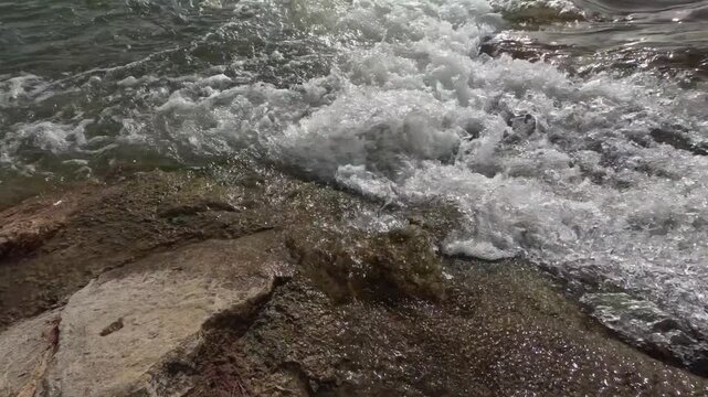 This is a video that shows up close the white water in the North Platte River in Casper Wyoming. As the video keeps on going, it will pan up the the smooth current above the white water.