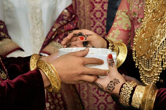 Unveiling the wedding dowry