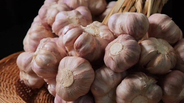Fresh garlic in a basket.