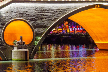 Anshun Bridge (Anshun Langqiao) over the Jin River (Jinjiang), Chengdu,  Sichuan, People's Republic of China, Asia © Tolo