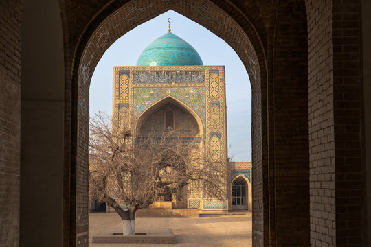 Kalyan Mosque - the main Friday mosque of Bukhara on a sunny day, Bukhara, Uzbekistan