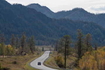 On the Chuysky Tract on a September morning. Altai Republic, Russia