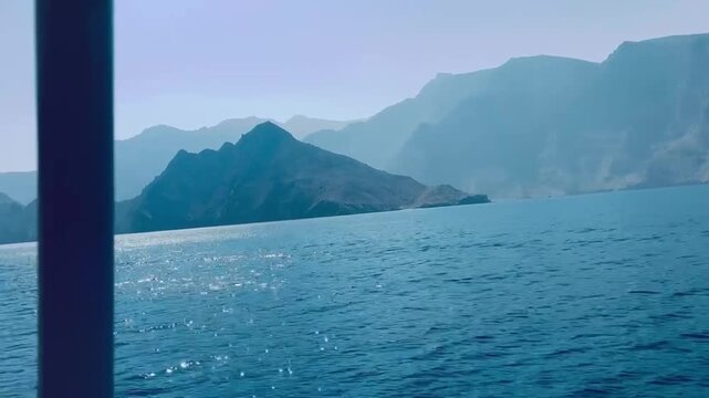 From the boat ride, a fabulous view of Musandam, still part of Oman through historic pre‑UAE territorial agreements.
