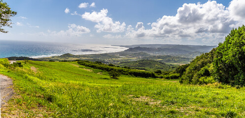 Obraz premium A panorama view from Cherry Tree hill across the highlands on the Atlantic coast of Barbados in January