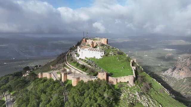 Ermita de la Virgen de Gracia y ruinas del castillo de Archidona, Andaluc&iacute;a