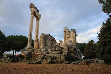Obraz premium Qasr Naous, Roman Temple, Lebanon