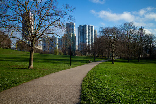 View of La defense business district from Parc Andre Malraux - Nanterre - Hauts-de-Seine - &Icirc;le-de-France - France