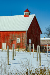 584-17 Winter Barn