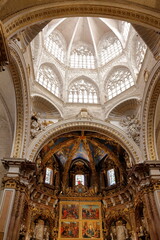 Obraz premium October 4, 2025, Valencia: Main chapel and Gothic dome of Valencia Cathedral. Spain.