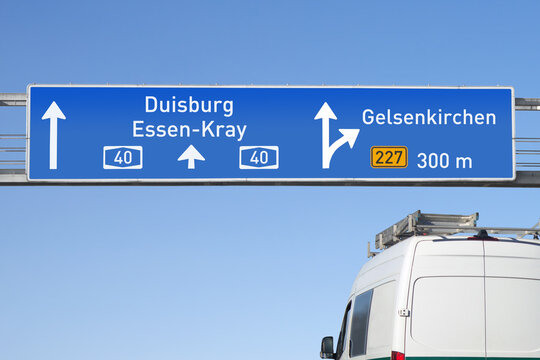 Autobahn A40, Ausfahrt Gelsenkirchen, Bundesstra&szlig;e B227