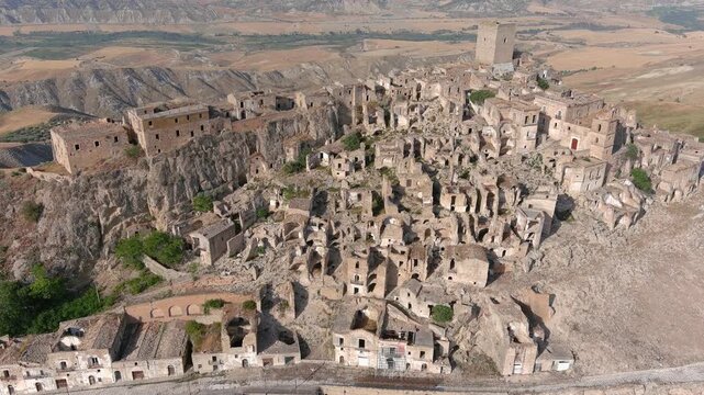 Craco la citt&agrave; fantasma della Basilicata