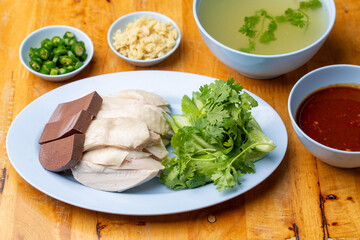 Thai Hainanese Chicken Rice with Crispy Chicken and Dipping Sauce