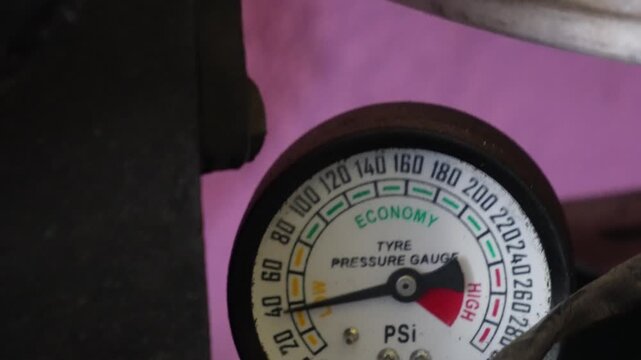 Economy Tire Pressure Gauge Measuring Vehicle Tire PSI