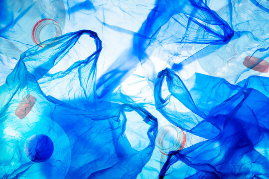 Plastic waste of discarded disposable plastic bags and PET plastic bottles in water: environmental pollution with plastic waste
