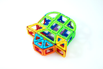 Vibrant Magnetic Bell-Shaped Construction Tiles &ndash; Educational STEM Playset
