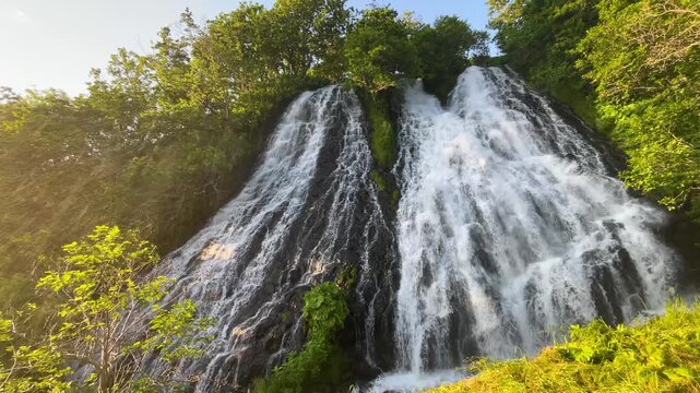 北海道知床、オシンコシンの滝