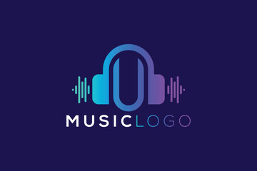 Fototapeta premium Letter U Headphone Logo Design for Music and Audio Technology Branding