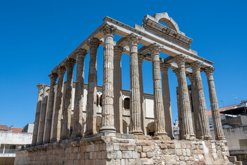 Obraz premium Temple of Diana Ancient Roman Columns