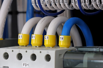 Connecting the electrical module using copper electrical insulated wires. 