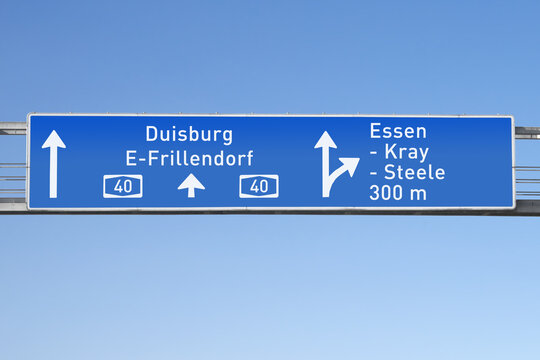 Autobahn A40, Ausfahrt 27, Essen-Kray und Essen-Steele