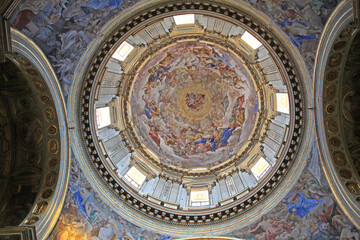 Obraz premium il Paradiso; cupola affrescata del Duomo di Napoli