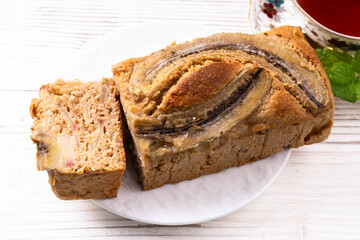 りんごとバナナのオートミールケーキ