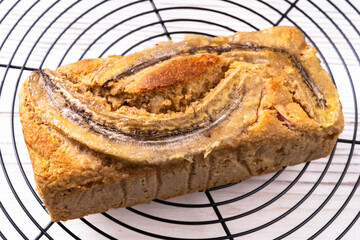 りんごとバナナのオートミールケーキ