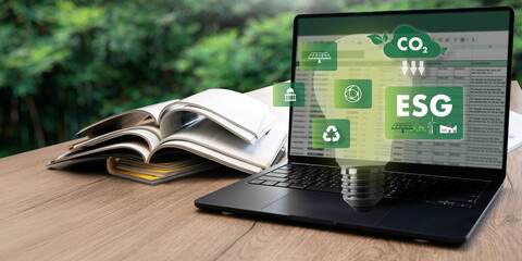 ESG reporting, corporate sustainability team, ESG risk and compliance, investors, ESG fintech green future planning