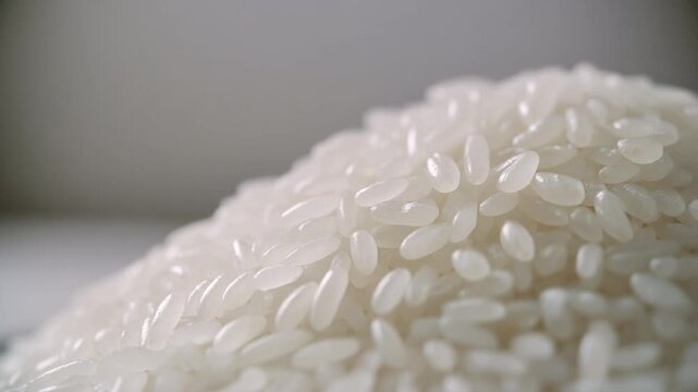 Close up of white rice grains.