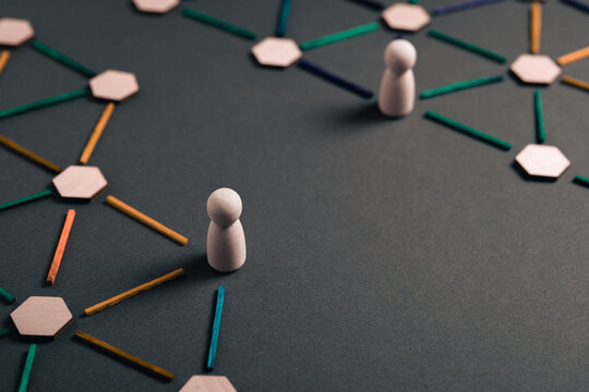 Disconnected networks and isolated individuals, lack of communication concept