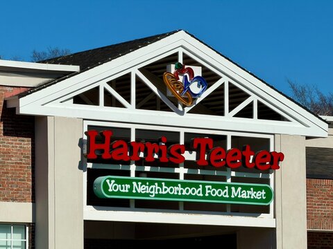 The Harris Teeter grocery store at the Olde Towne Village in Charlotte, NC