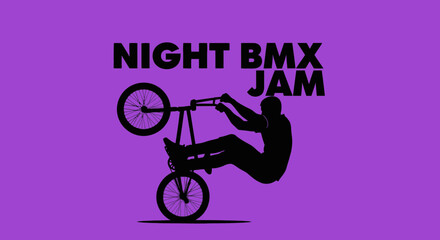 Naklejka premium Evening BMX Jam Silhouette Against Purple Background Depicting A Stunt Performer