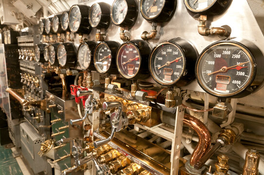 USA, Hawaii, Oahu, Honolulu.  Pearl Harbor.  USS Bowfin Submarine Museum.  Interior of the Bowfin