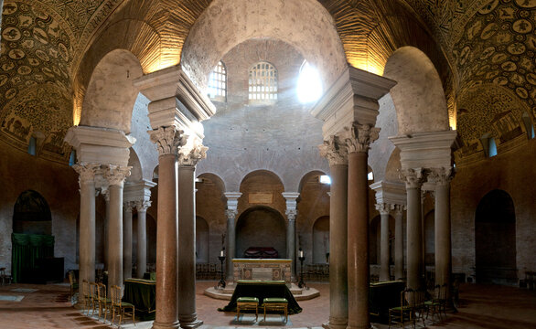 Europe, Italy, Rome.  Mausoleo di Costanza.  Mausoleum, built in 4th century AD by Constantine as a mausoleum for his daughter Constantina.