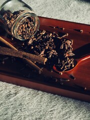 말린 향신료 스타아니스홀, 팔각향, 시나몬, 정향