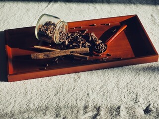 말린 향신료 스타아니스홀, 팔각향, 시나몬, 정향