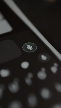 Microphone icon for a speech to text typing