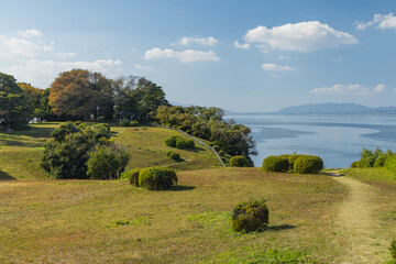 Fototapeta premium 日本 島根県松江市玉湯町にある宍道湖ふれあいパークの風景
