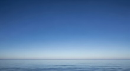 Obraz premium Serene oceanic horizon under clear blue sky