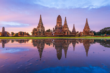 Fototapeta premium Ayutthaya, Thailand at Wat Chaiwatthanaram