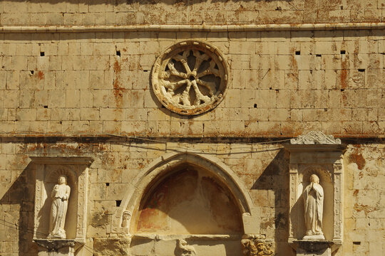 Cocullo - Abruzzo - Facade of the mother church dedicated to Saint Dominic, 1907, protector from snake bites and toothache..