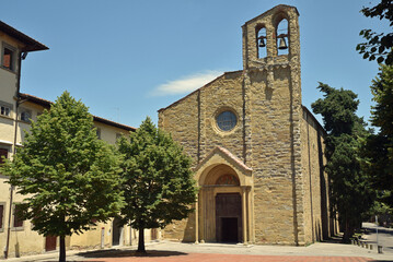 Eglise romane à Arezzo. Italie © JFBRUNEAU